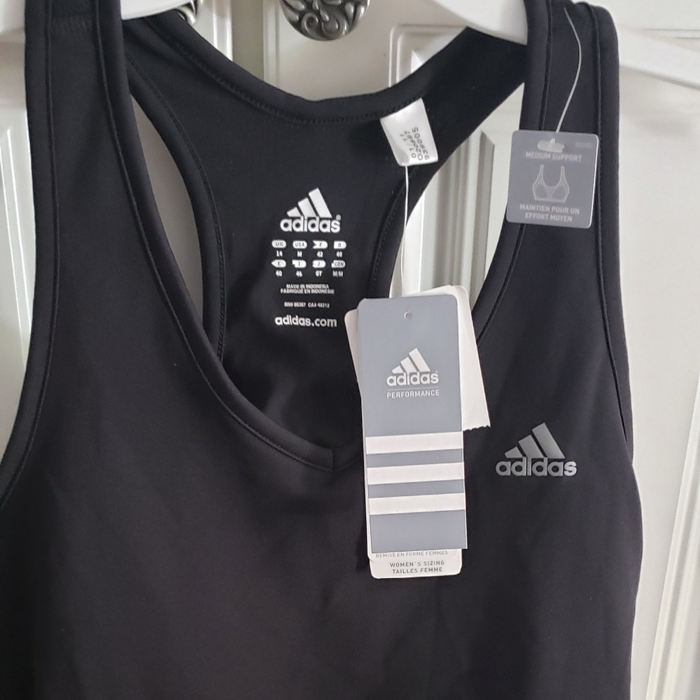 Womens adidas tank sz med